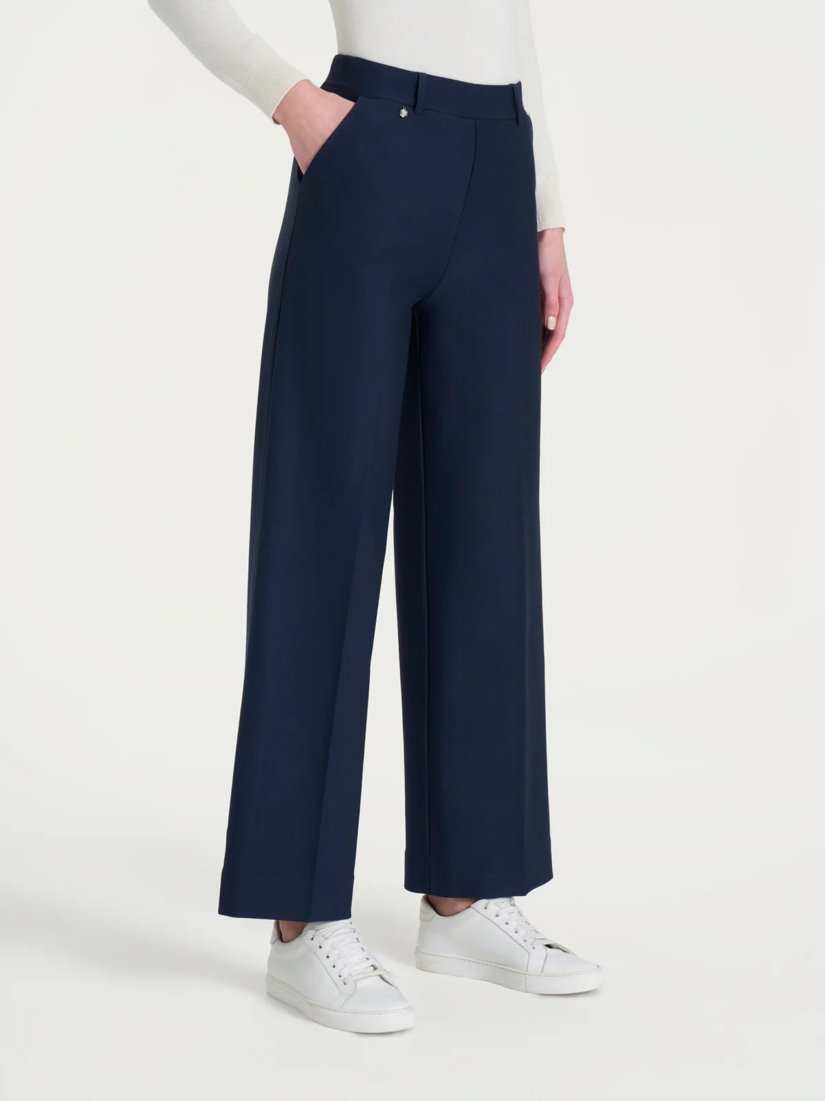 Pantalone ampio alla caviglia in Compact