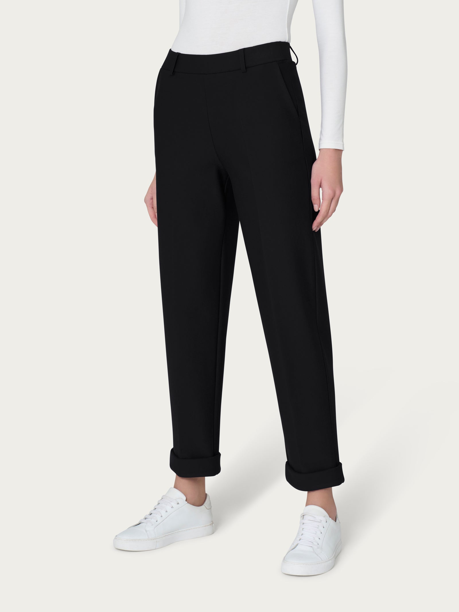 Pantalone a carota con tasche in Compact Light