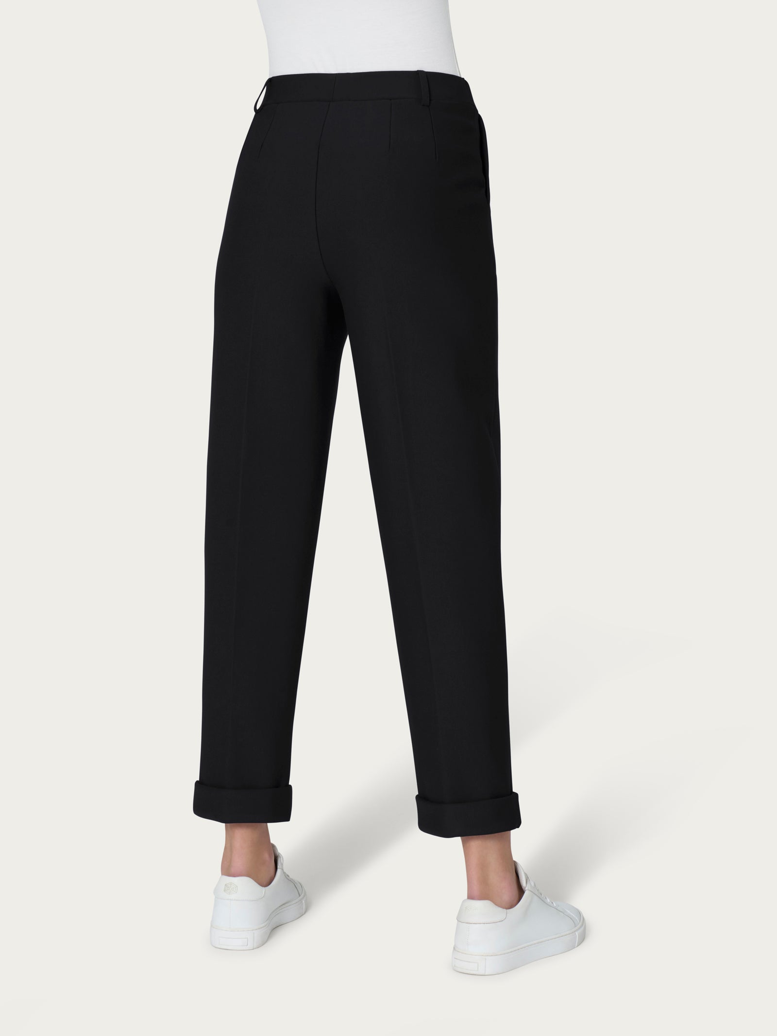 Pantalone a carota con tasche in Compact Light