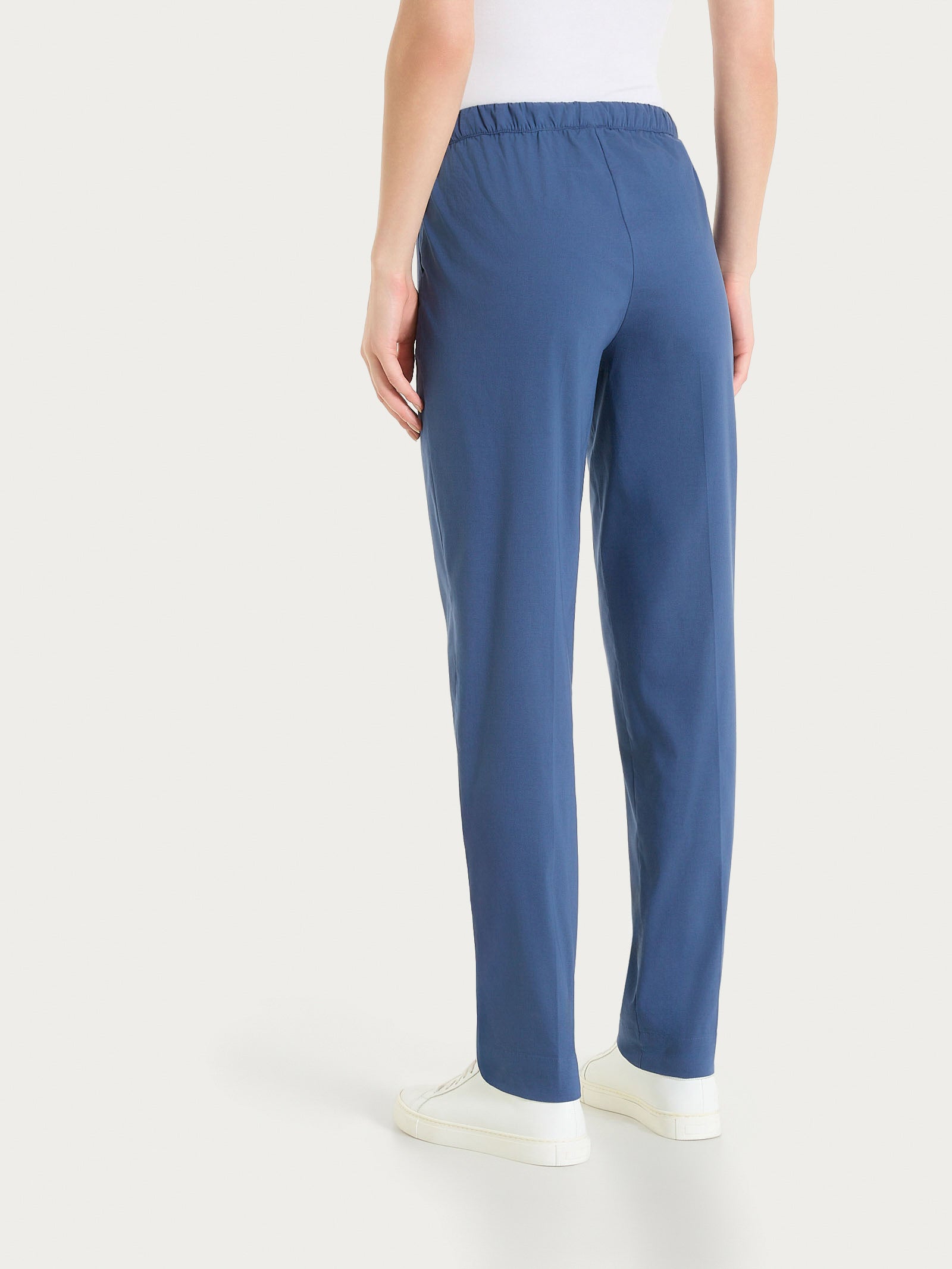 Pantalone jogger con tasche in Super Fresh