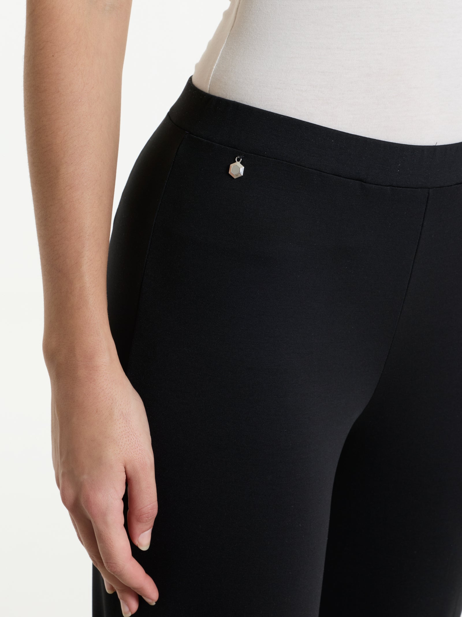 Pantalone ampio in Compact Light