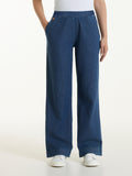 Jeans ampio con tasche e vita piatta in Super Light Denim