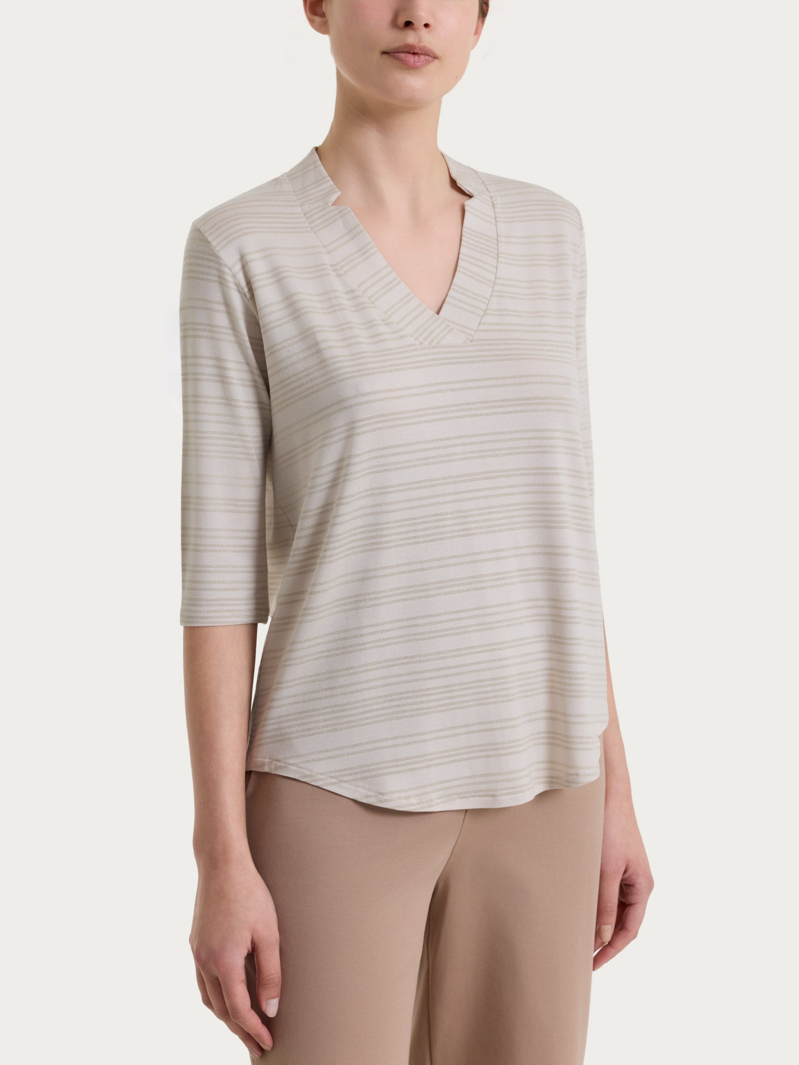 Maglietta con scollo a V e righe orizzontali alternate in Viscosa Summer